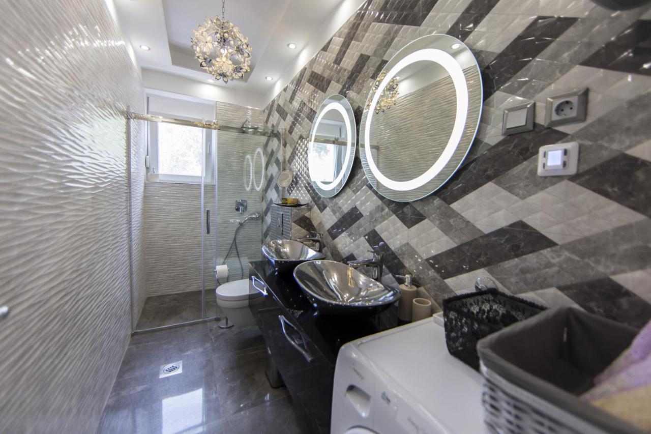Villa Long Island Luxury Residence, Sali Dugi Otok-Private Parking,Next To Beach Zewnętrze zdjęcie